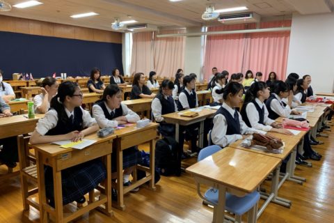 留学交流会～留学報告と情報交換が行われました