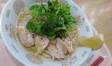 11月6日_ベトナム風ラーメン鶏肉のフォー_麺類