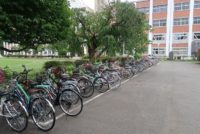 ３分の１近くの生徒が自転車利用です