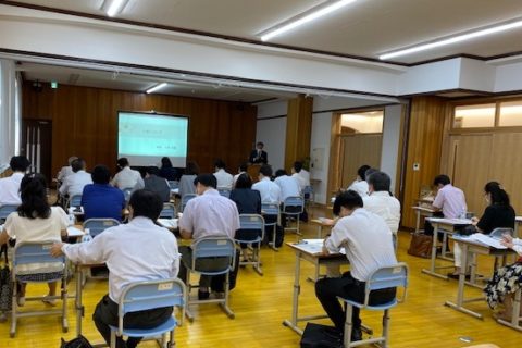 塾先生対象学校説明会を開催しました。