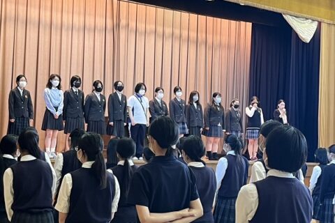 上海の姉妹校より１２名の中国人留学生が高校２年生としてやってきました！