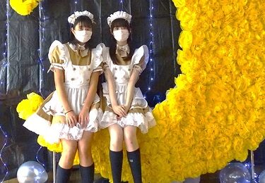 写真部_芙蓉祭_入試広報の企画ARフォトフレームを使っての撮影！