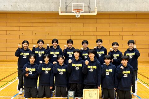 中学校バスケットボール部、創部４年目にして都大会第３位に入賞することができました。